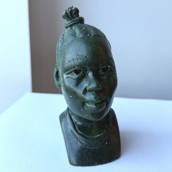 Signed Chikumbirike African Carved Verdite Stone Shona Bust Woman - 4 3/4" - Picture 2 of 12